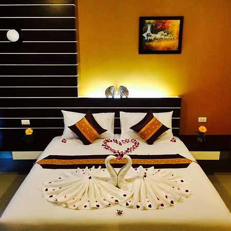 Chalong Boutique Inn Bagian luar foto