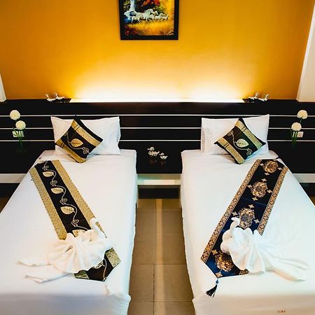 Chalong Boutique Inn Bagian luar foto