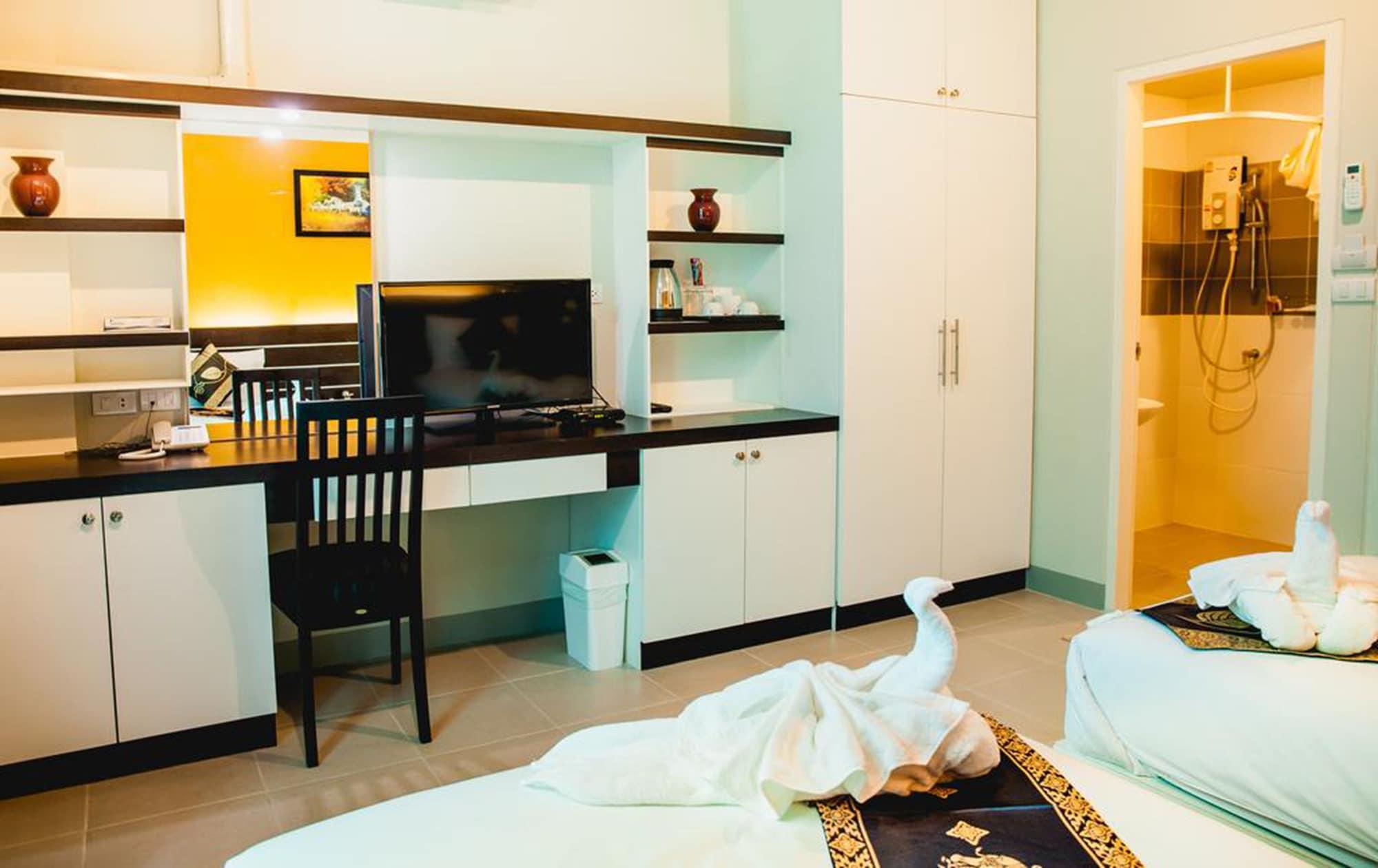 Chalong Boutique Inn Bagian luar foto
